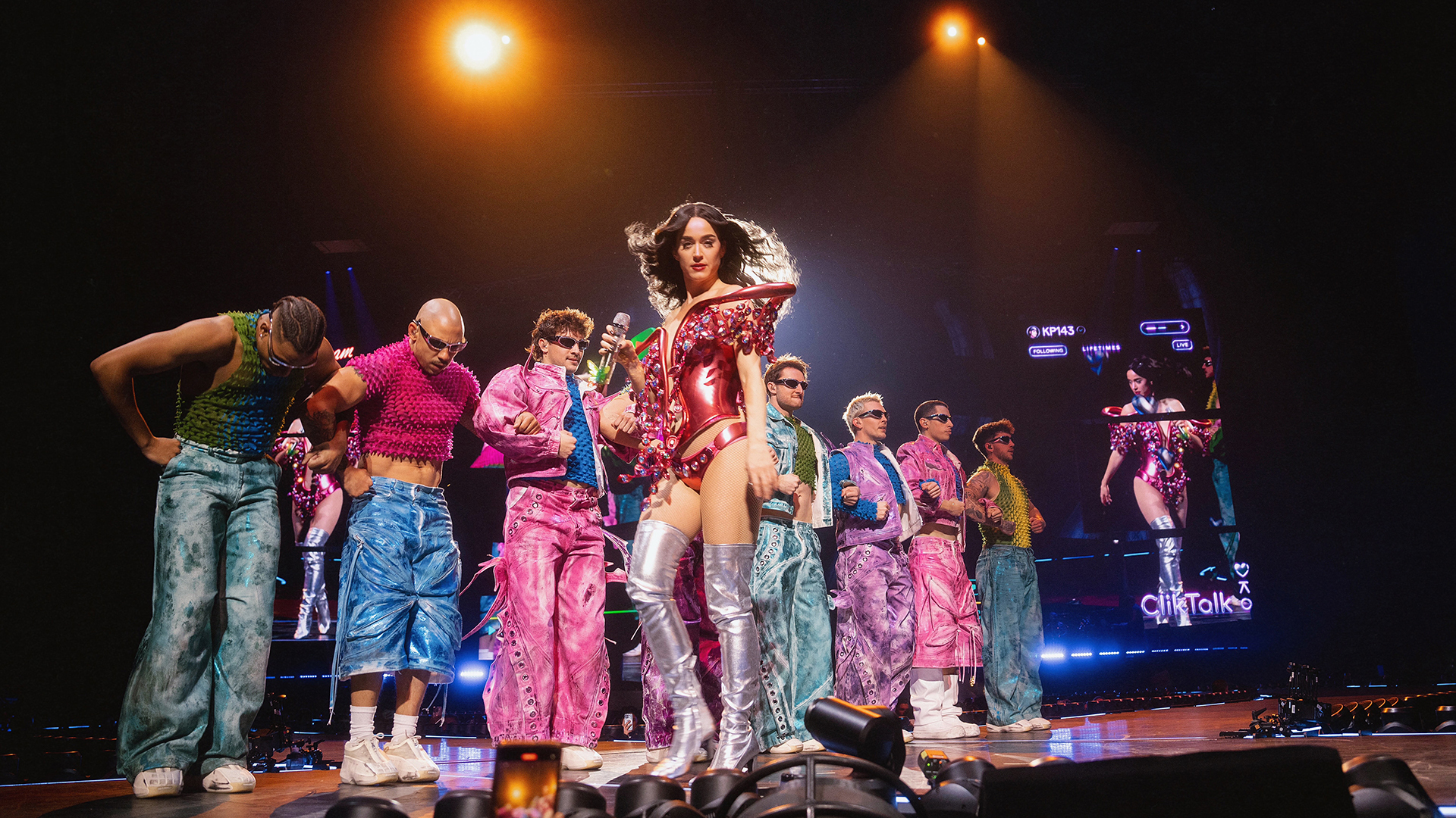 Katy Perry: The Lifetimes Tour - Live From Paris